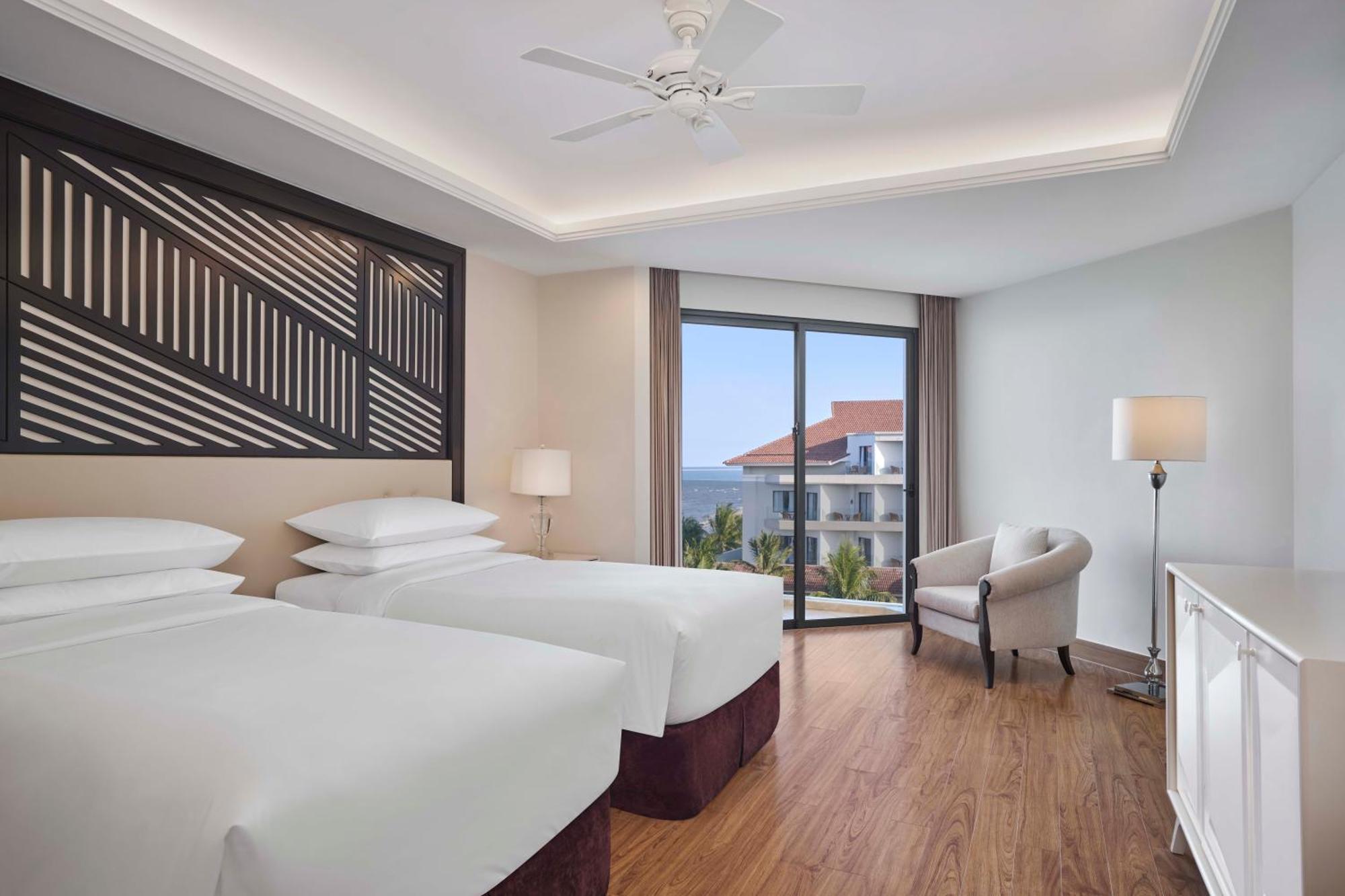 Deluxe Twin Room with Garden View and Balcony