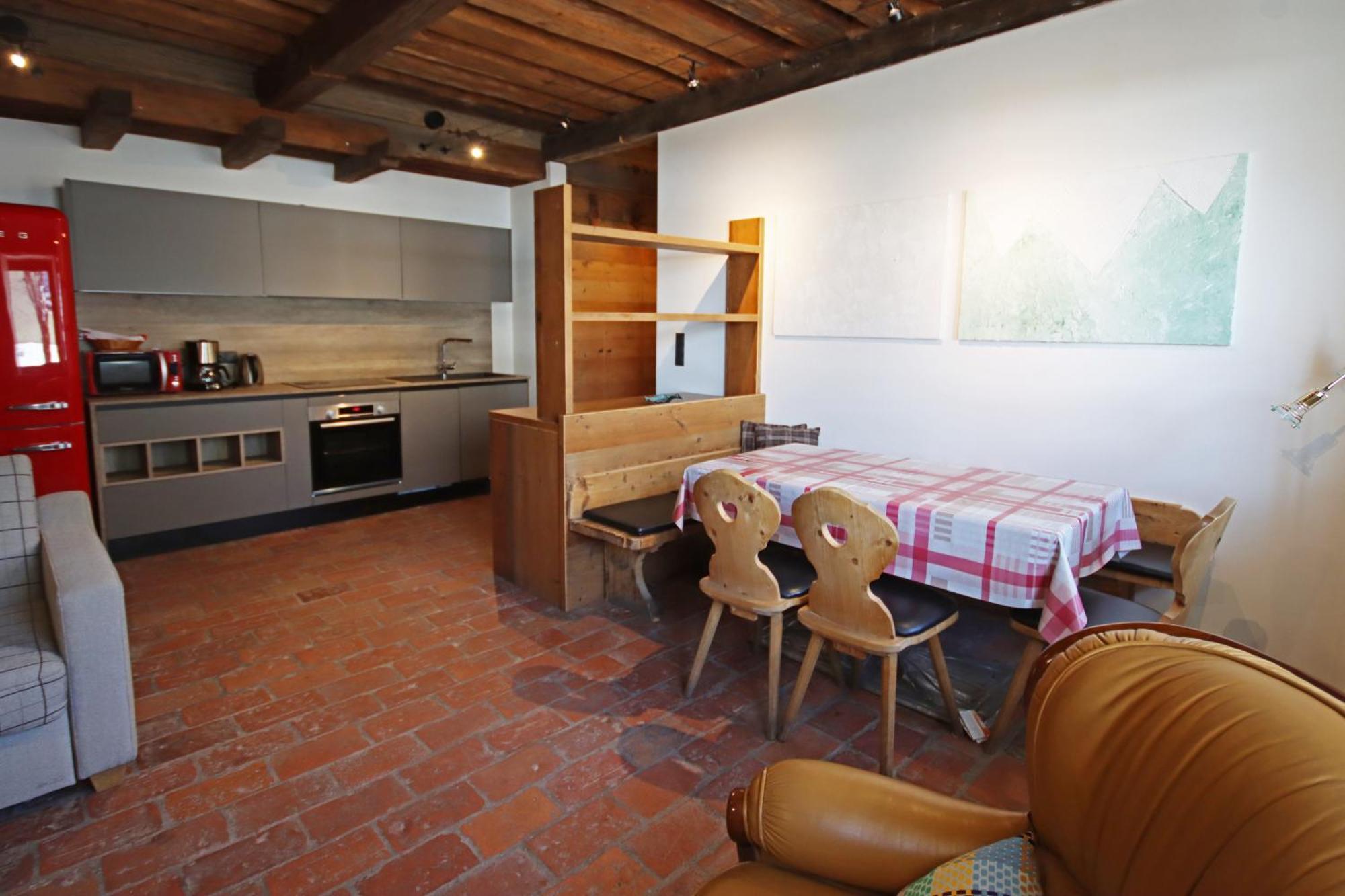 AT 112-1 - Loft senza Balcone
