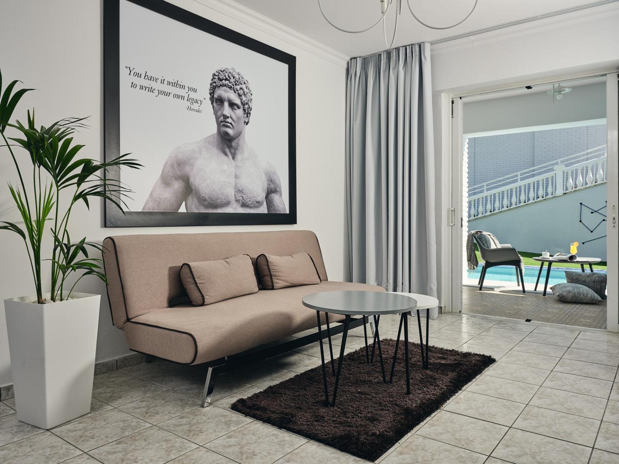 Master Suite met Eigen Zwembad