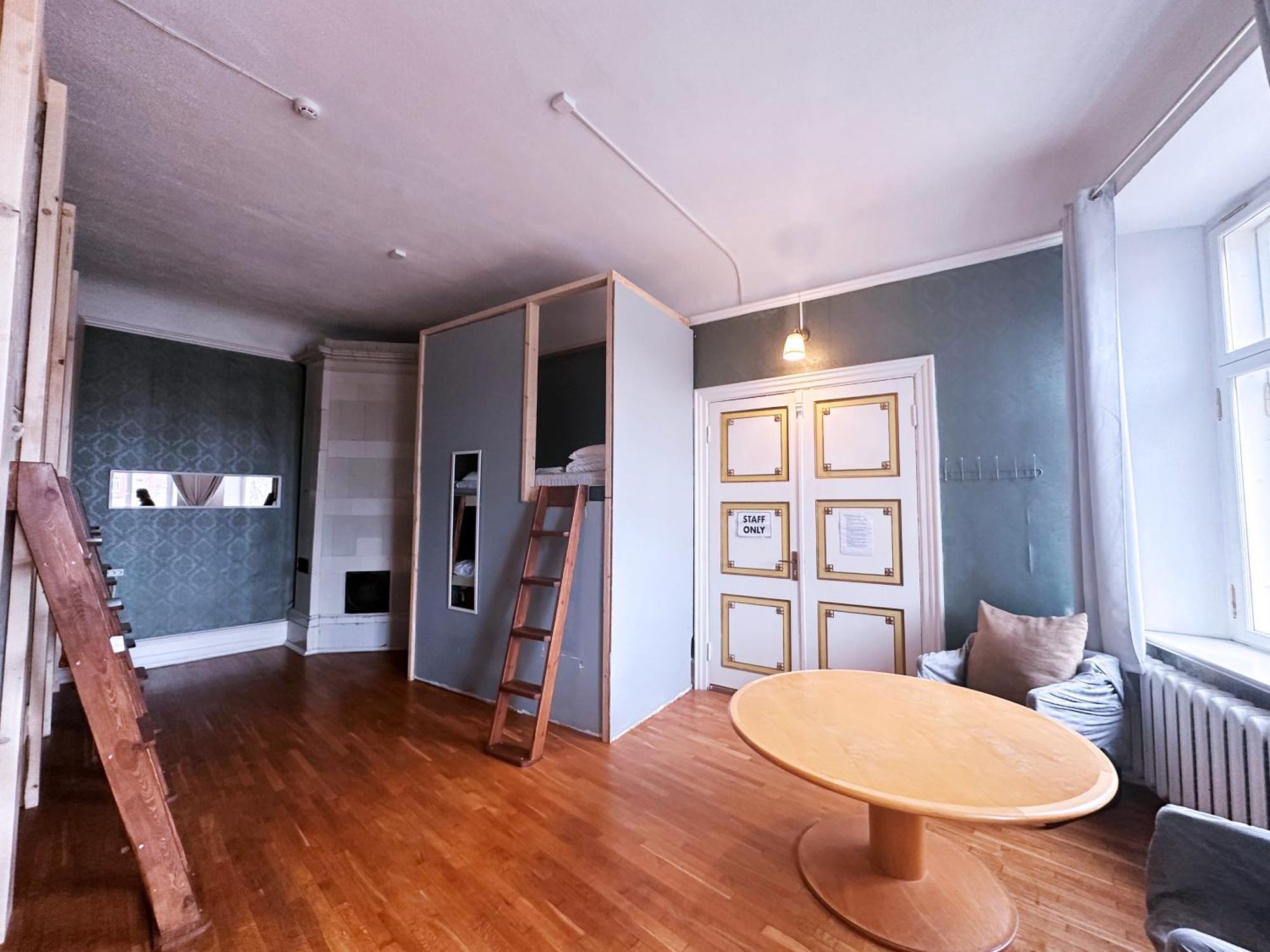 Bed in 10-Bed Mixed Dormitory Room