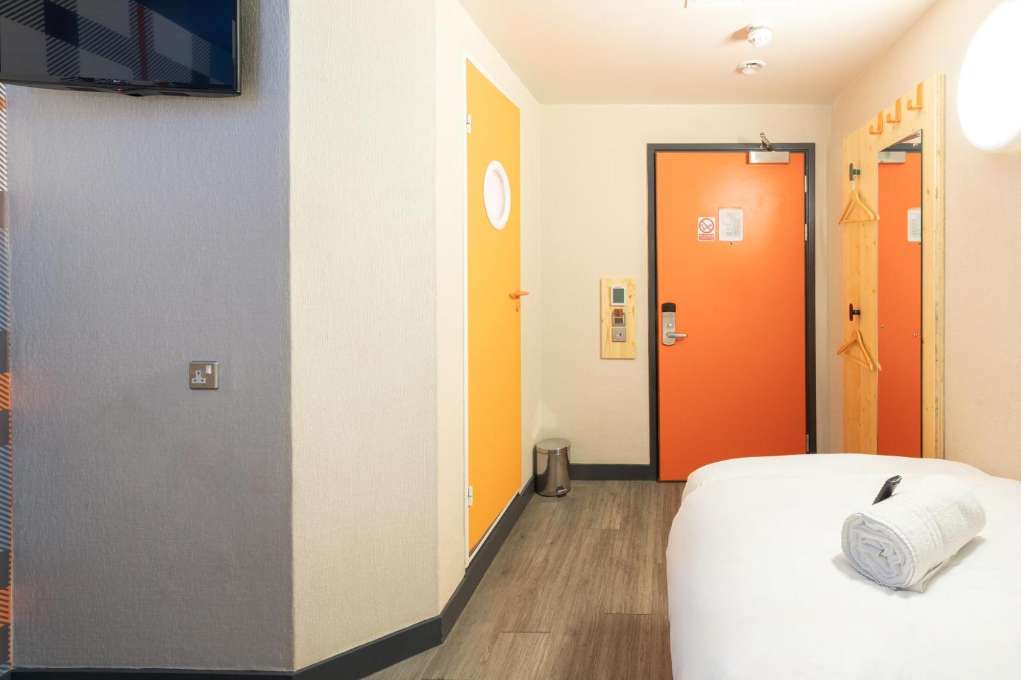 Twin Room - No Window,1499466541:JPEG