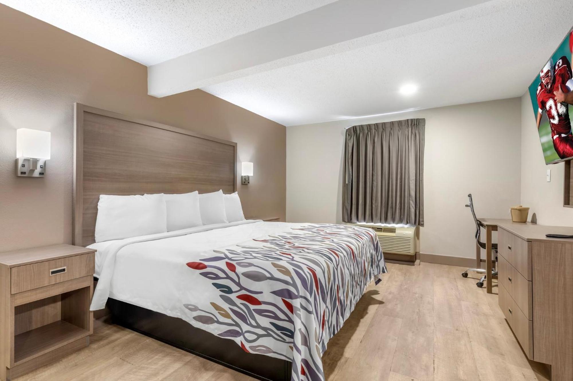 Suite King Room with Kitchenette Non-Smoking,1499535424:JPEG