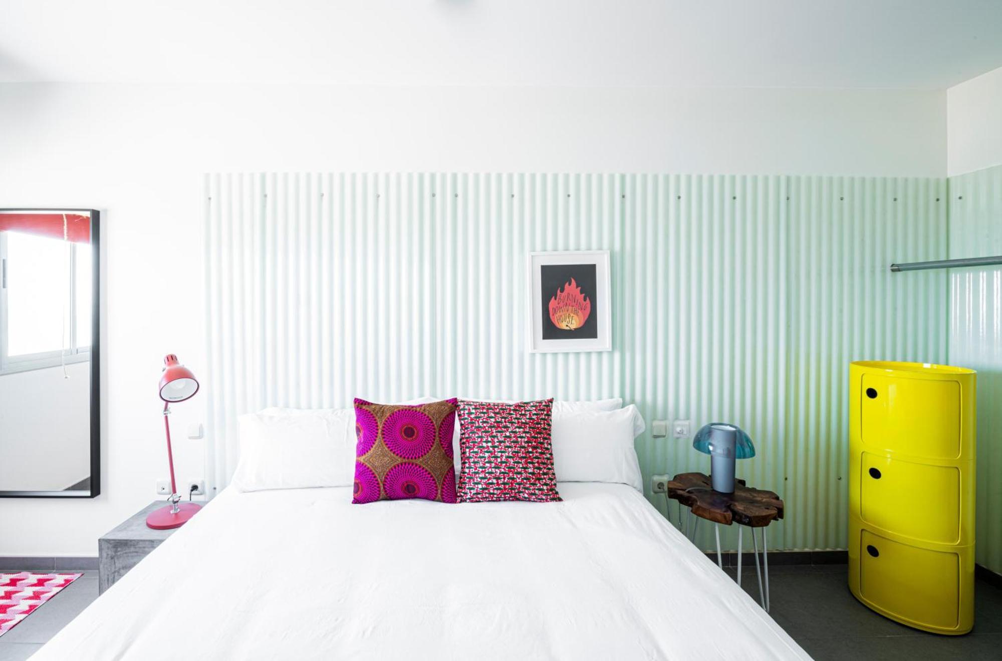 Apartamento de 2 dormitorios con terraza en la azotea