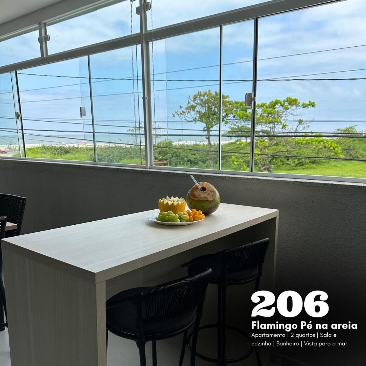 Apartamento com Vista do Mar