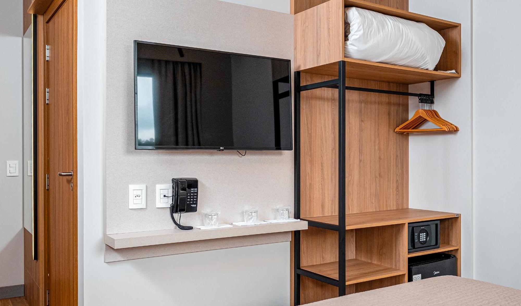 Quarto com Cama Queen-size - Acessível para Hóspedes com Mobilidade Reduzida