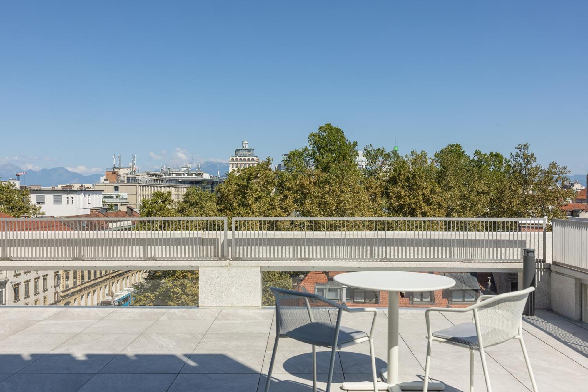 Chambre Lit King-Size de Luxe avec Terrasse