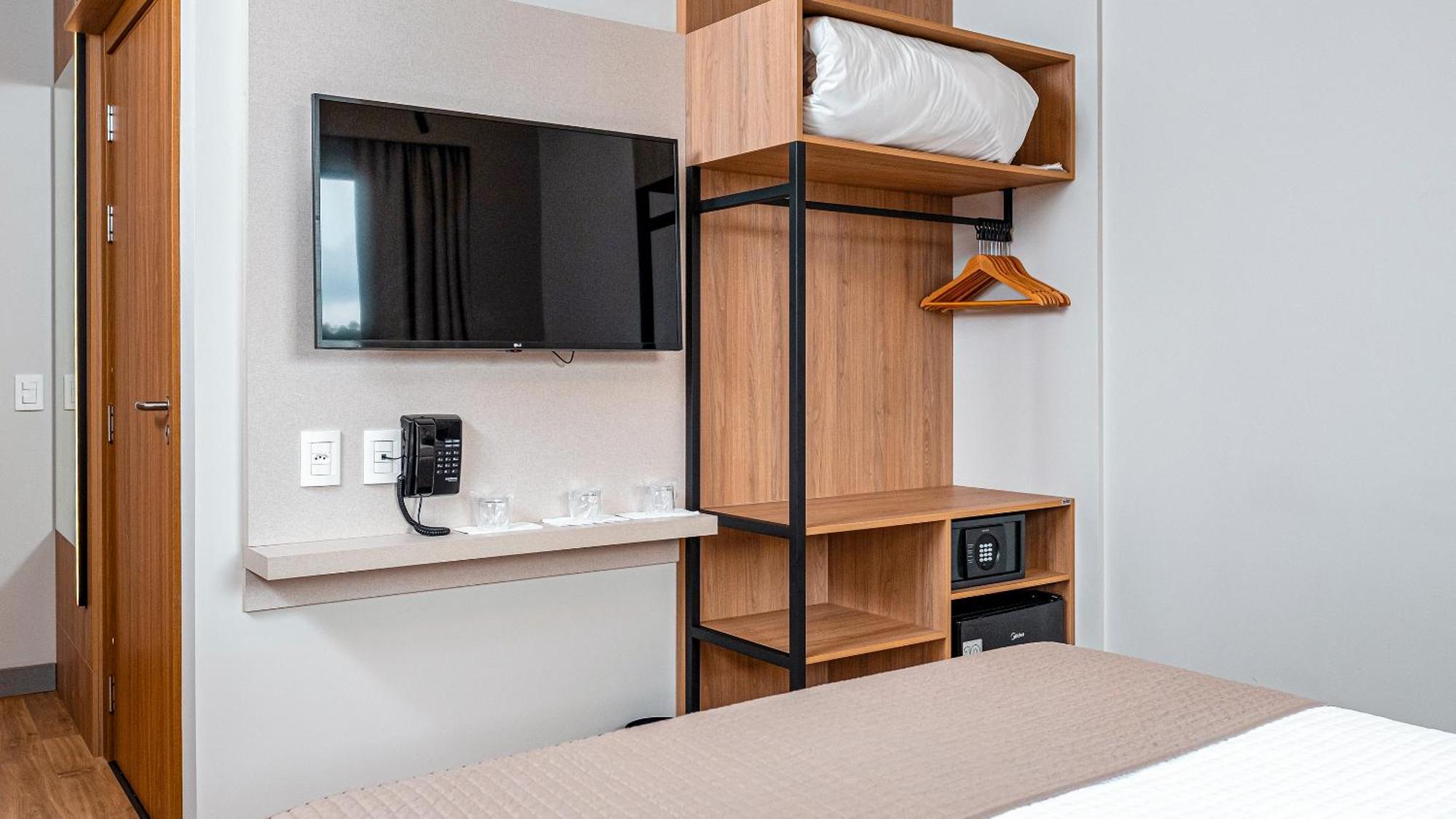 Quarto Duplo Deluxe com Cama Extra