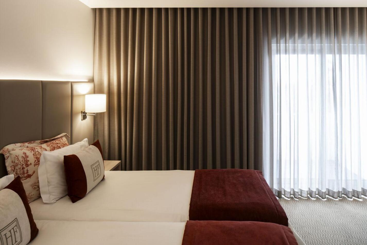 Chambre Double ou Lits Jumeaux - Vue sur Sanctuaire