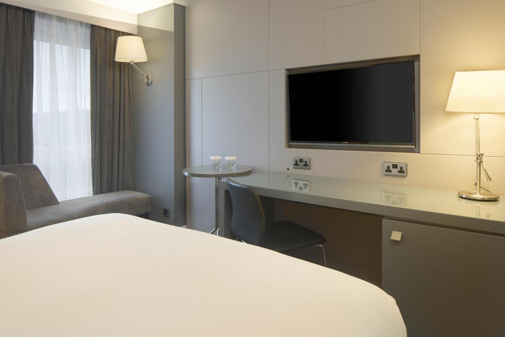 Quarto com Cama Queen-size