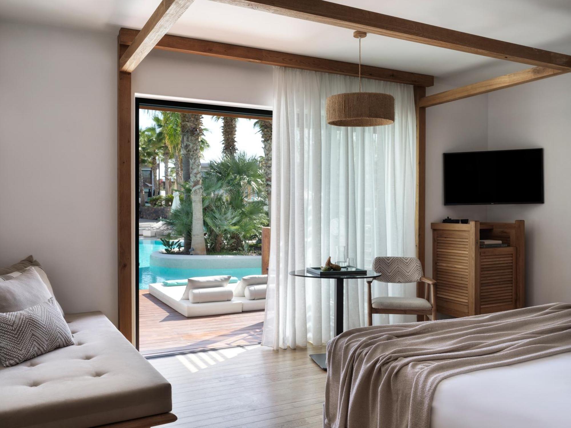 Premium Double Room Shared Pool,1522561525:JPEG