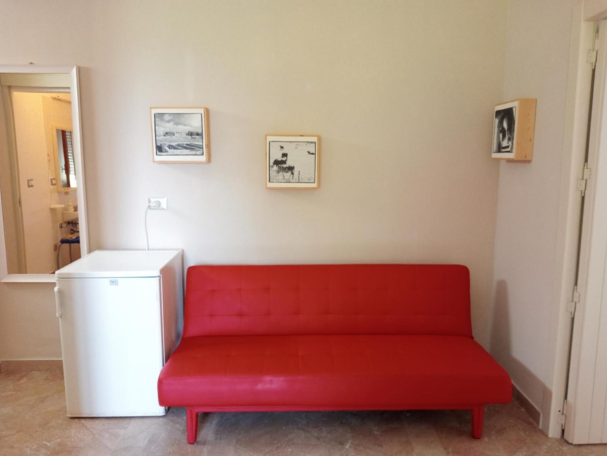 Appartamento con 2 Camere da Letto e Balcone