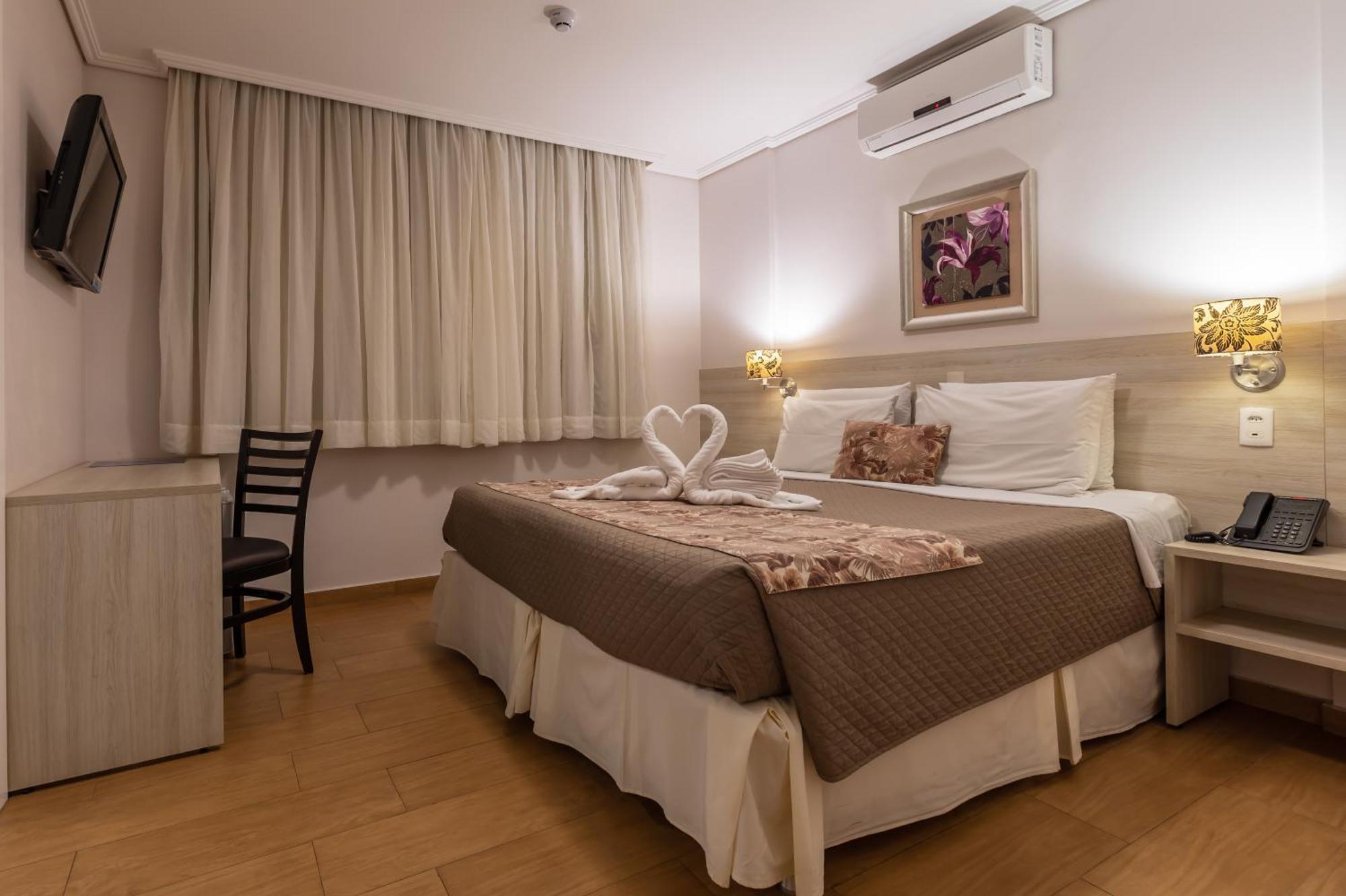 Quarto Queen Superior
