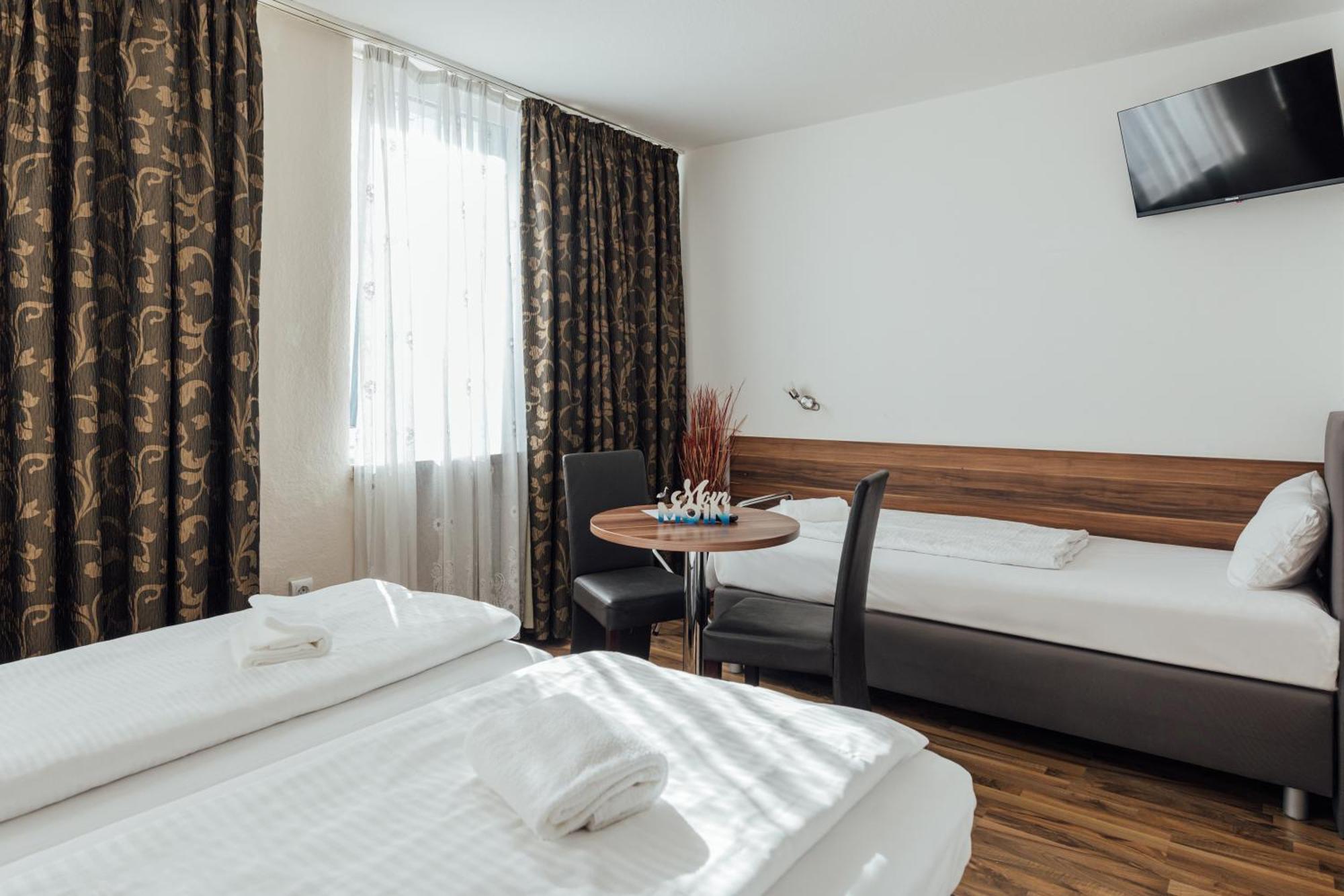Standard Triple Room,1527842134:JPEG