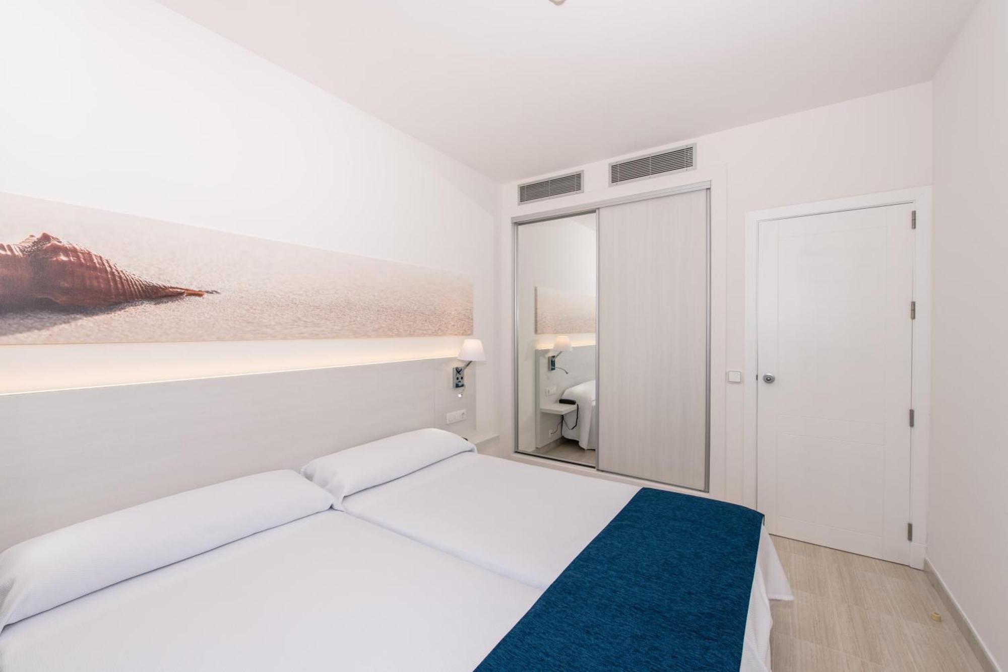 Appartement met Uitzicht op het Zwembad