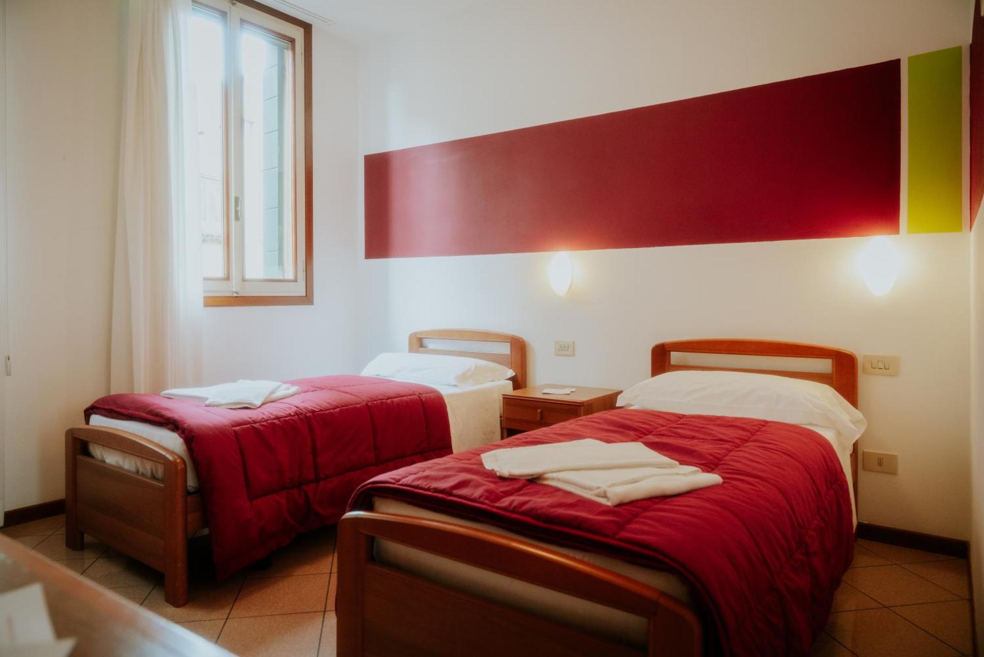 Quarto Twin