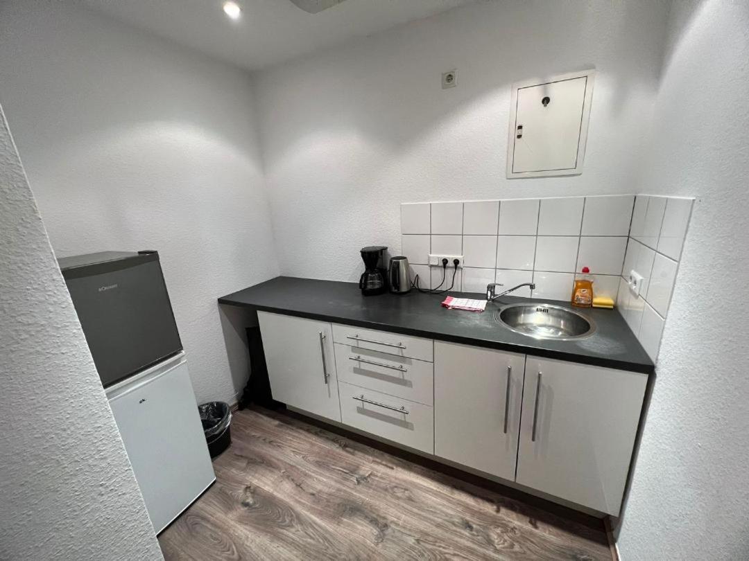 Studio Apartment,1533813952:JPEG