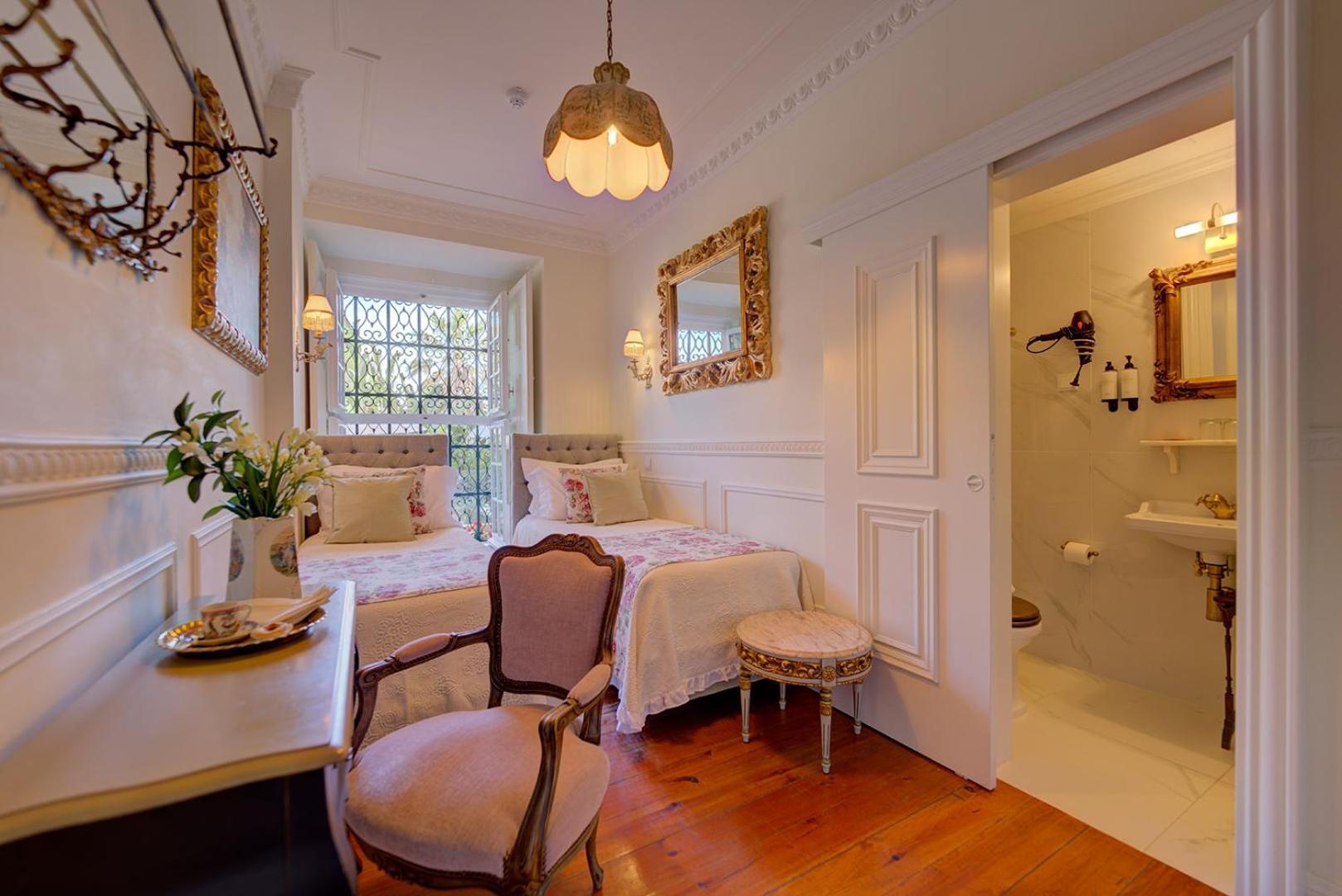 Small Twin Room