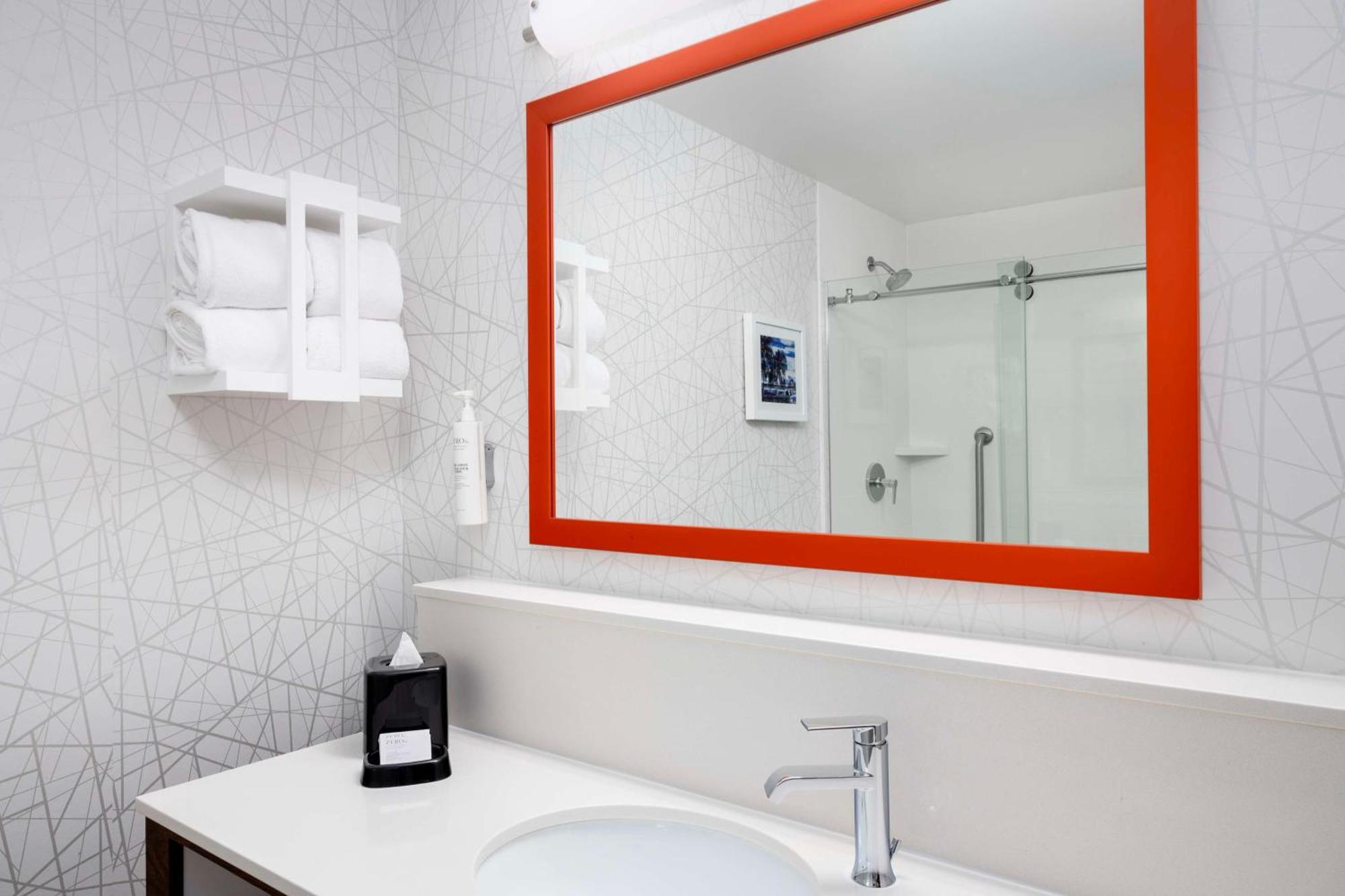 Quarto com Cama King-size