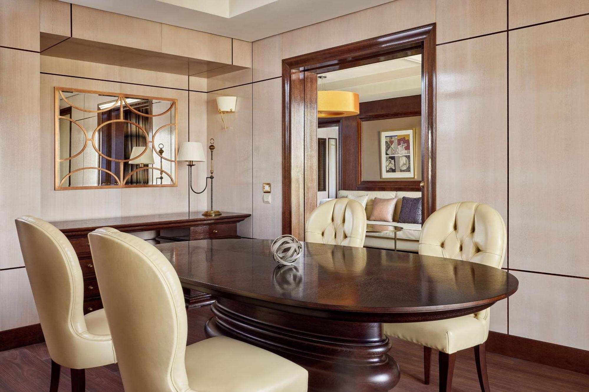 Ambassador King Suite with Pool View and Balcony