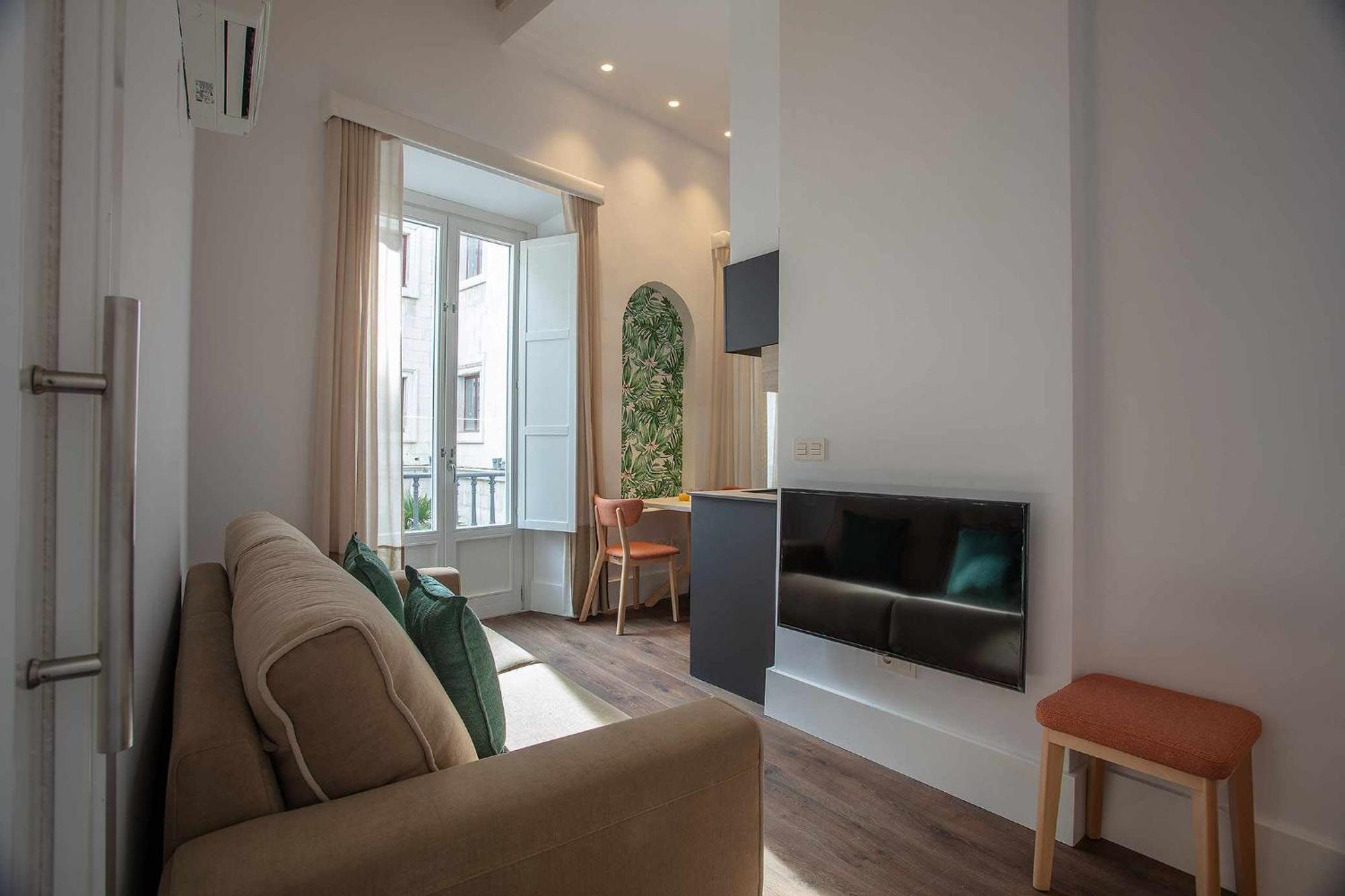 Apartamento con balcón