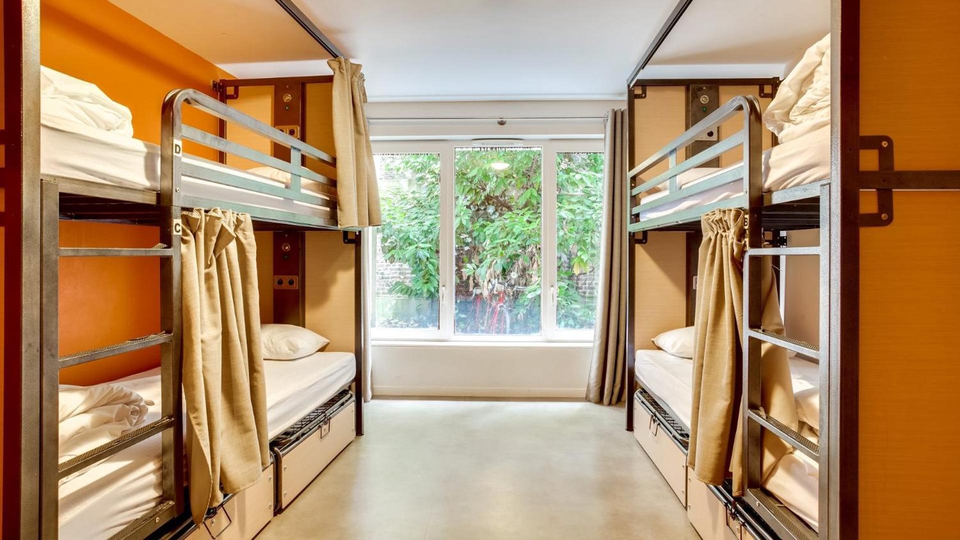 Bed in 4-Bed Mixed Dormitory Room with Private Bathroom