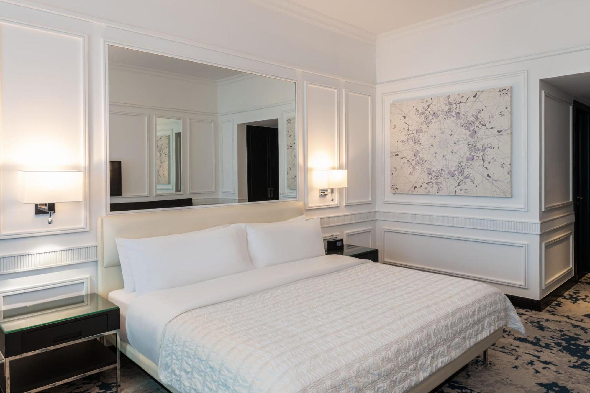 Suite Deluxe avec Lit Ling-Size, Balcon et Accès au Salon Club - Vue sur Mer