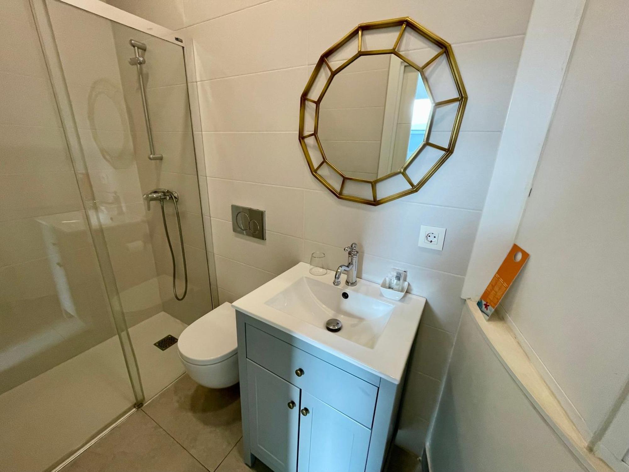 Chambre Triple Mansardée avec Douche