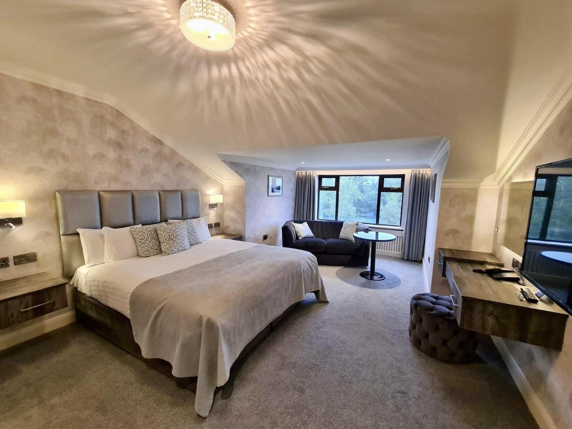 Junior Suite,1540472179:JPEG