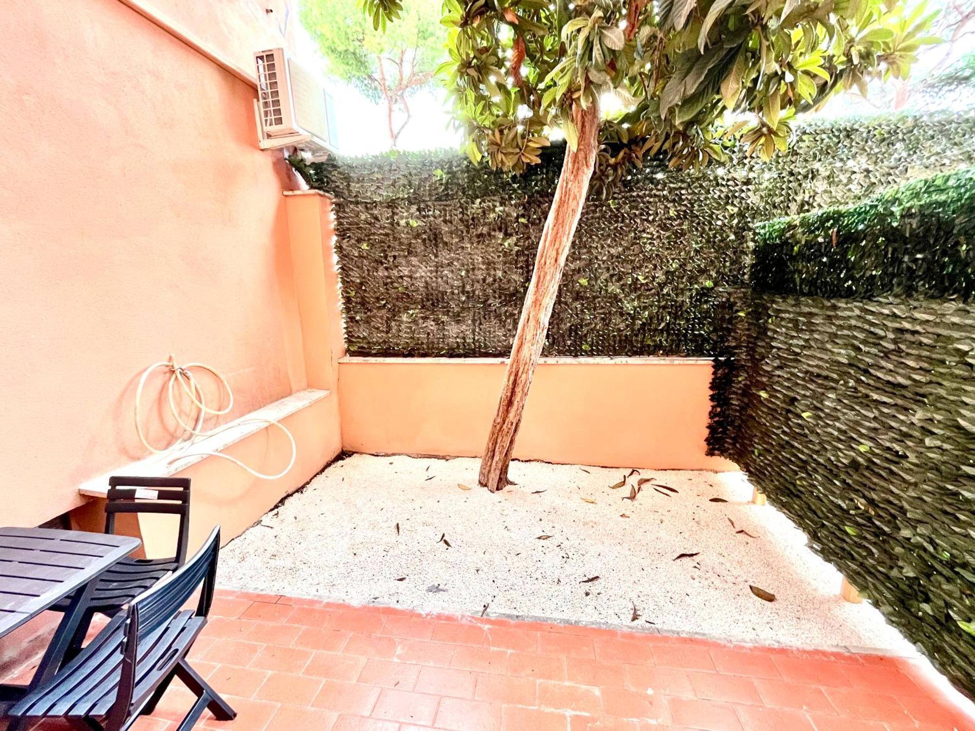 Quarto Quádruplo com Vista do Jardim