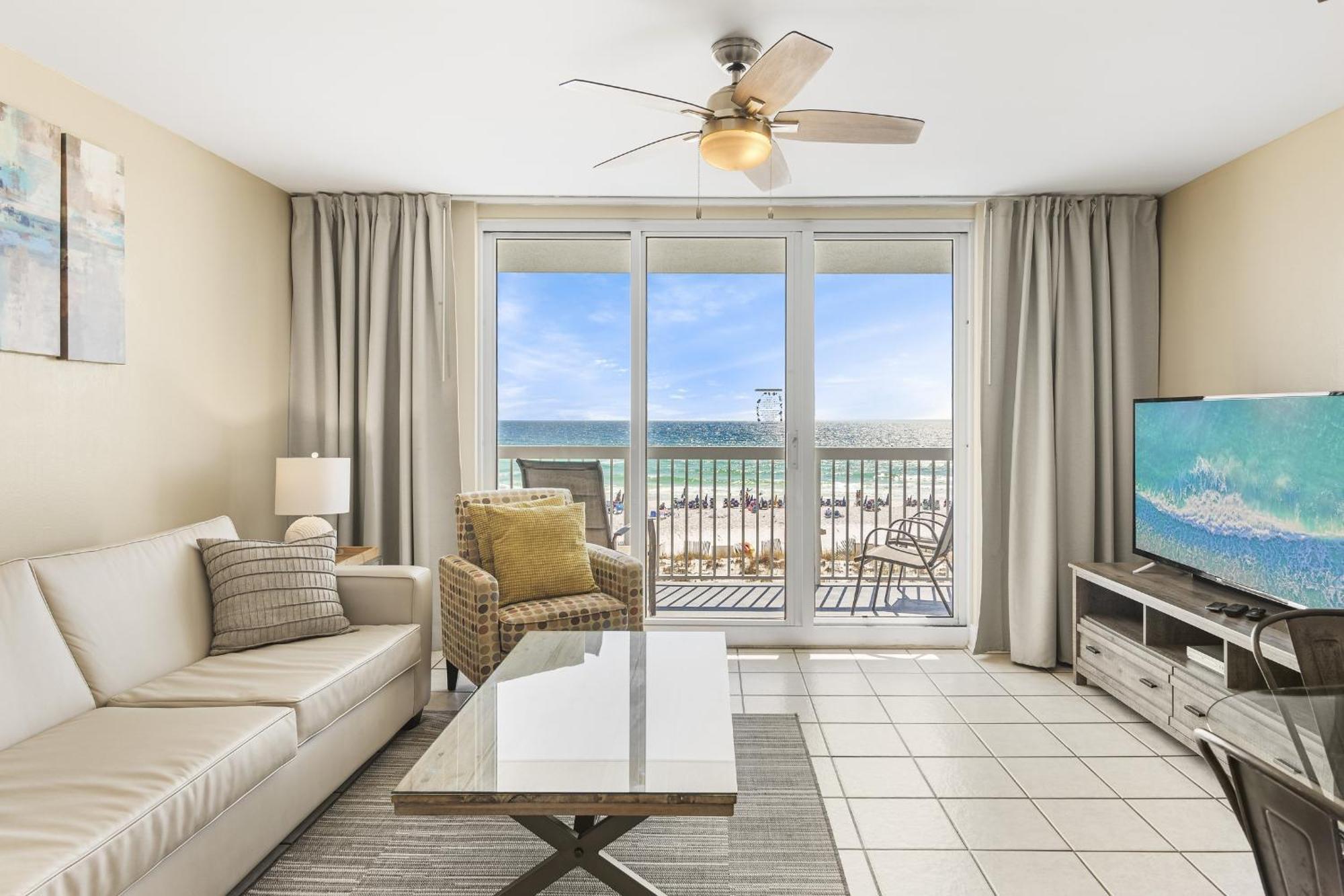 One-Bedroom Apartment Sea View Balcony,1543362349:JPEG