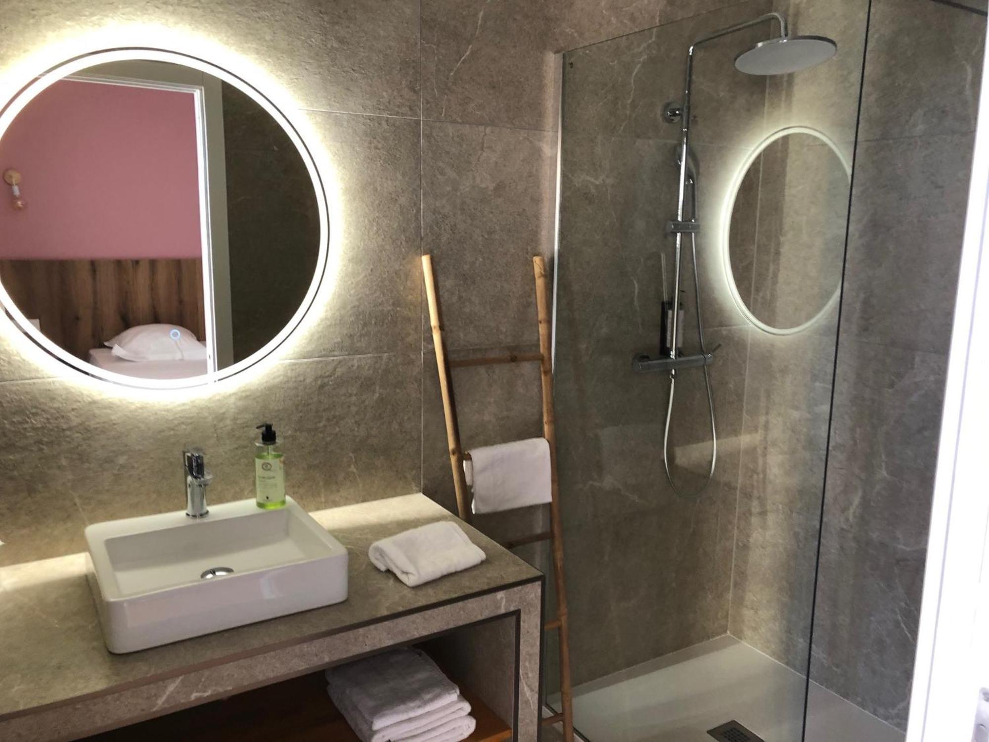 Chambre Quadruple Confort