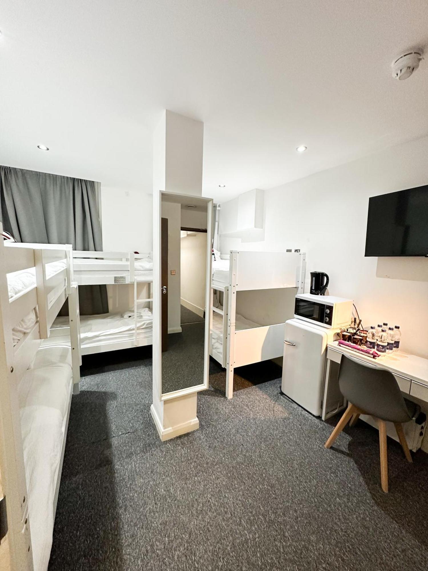 Familiekamer met Badkamer