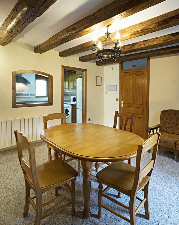Apartamento de 2 dormitorios con balcón