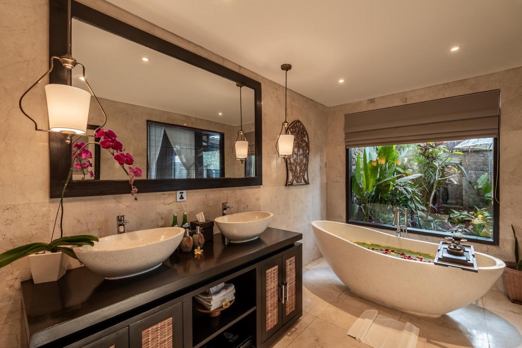 Villa Premier avec Piscine - Vue sur Jardin et Goûter Quotidien