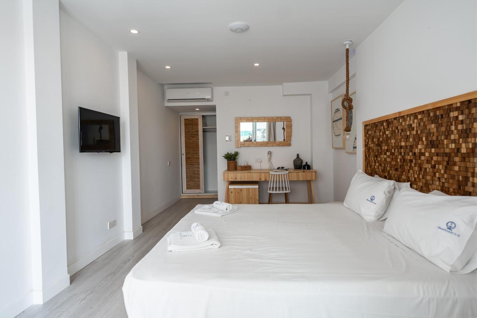 Quarto Duplo