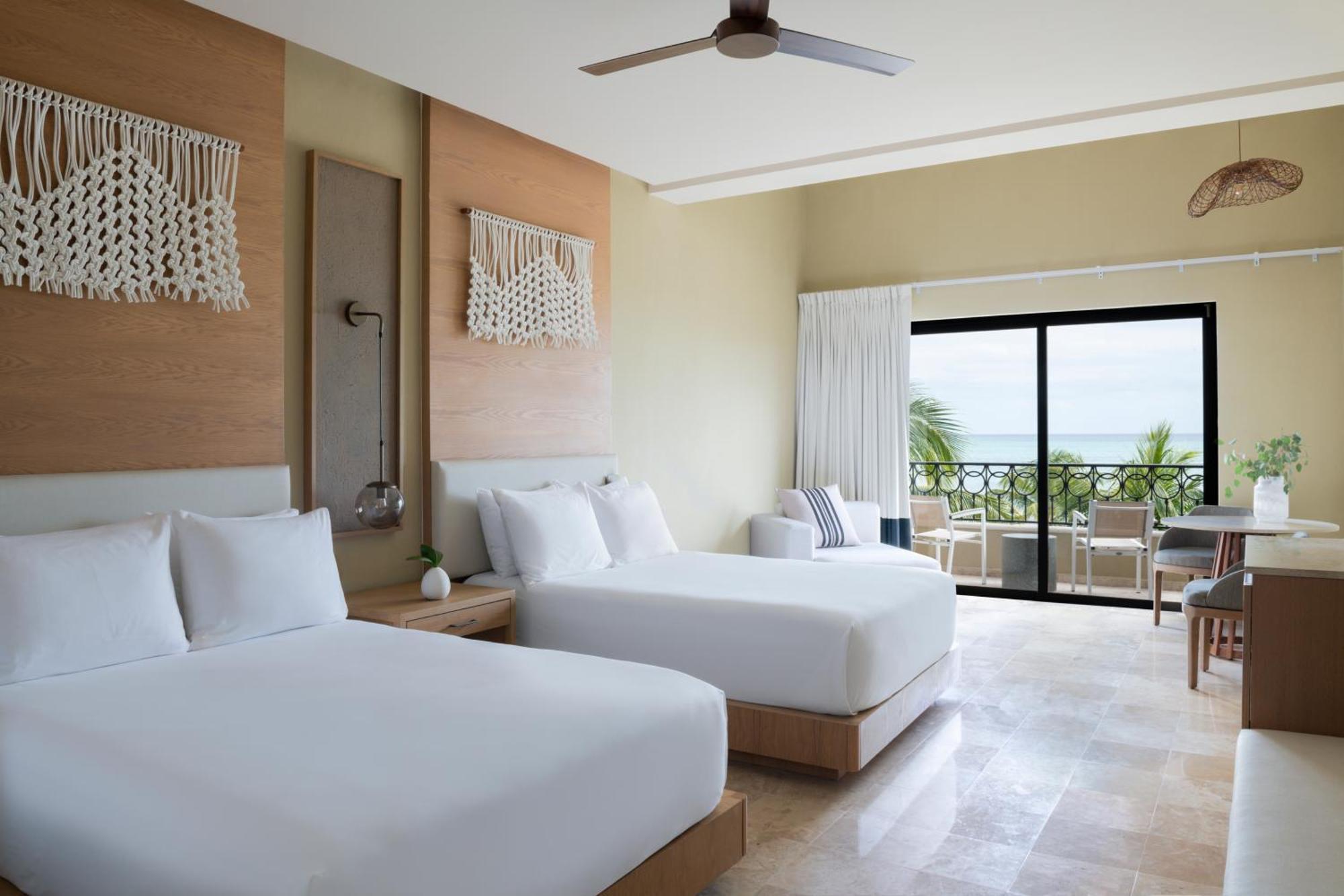 Doppel-Junior-Suite mit Meerblick