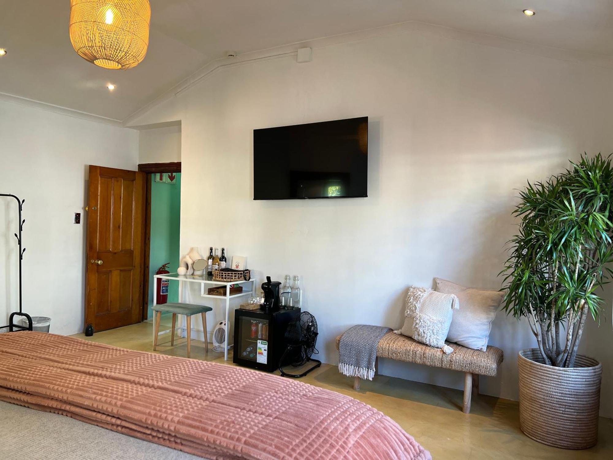 Comfort King Room