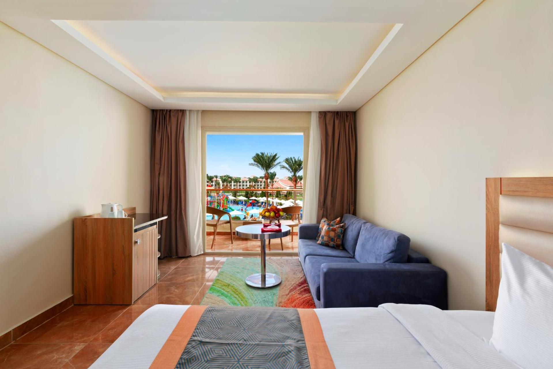 Chambre Double ou Lits Jumeaux Deluxe - Vue sur Piscine