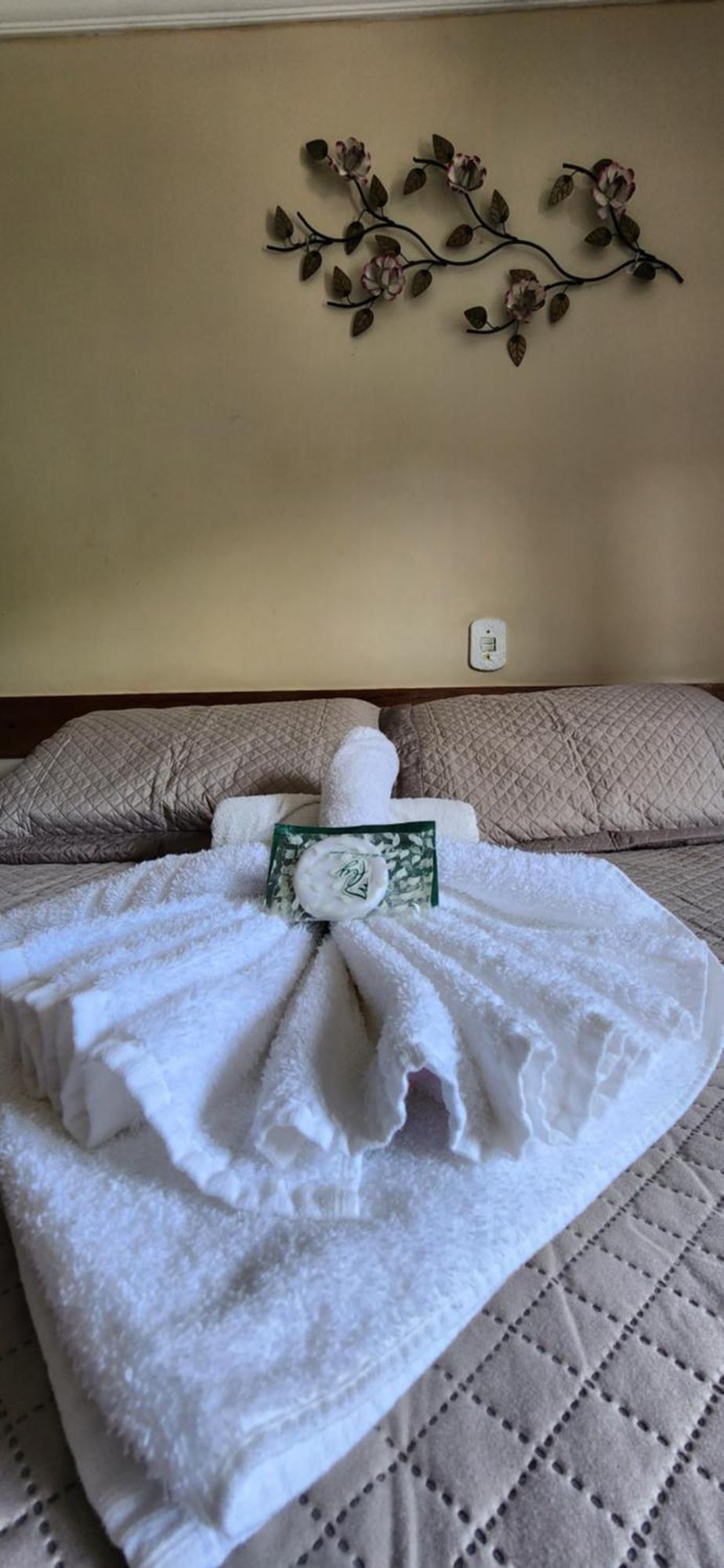 Quarto Triplo com Varanda
