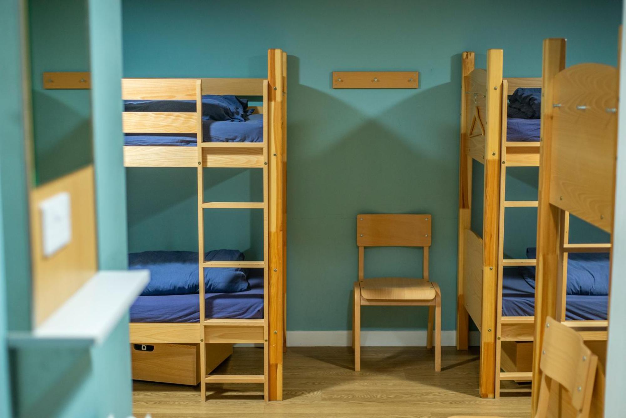 Stapelbed in Slaapzaal voor Vrouwen