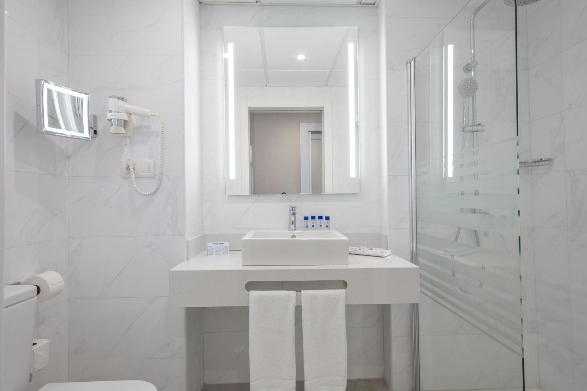 Quarto Duplo