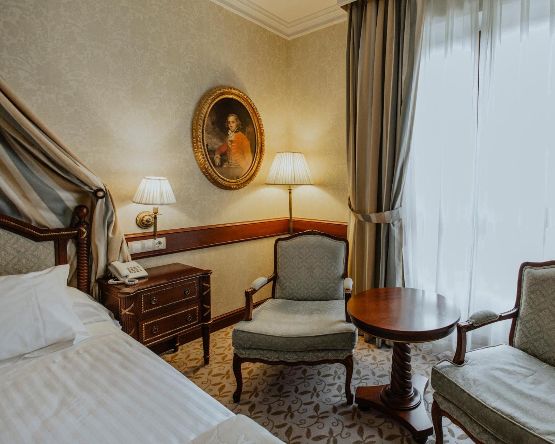 Chambre Double avec Lit d'Appoint
