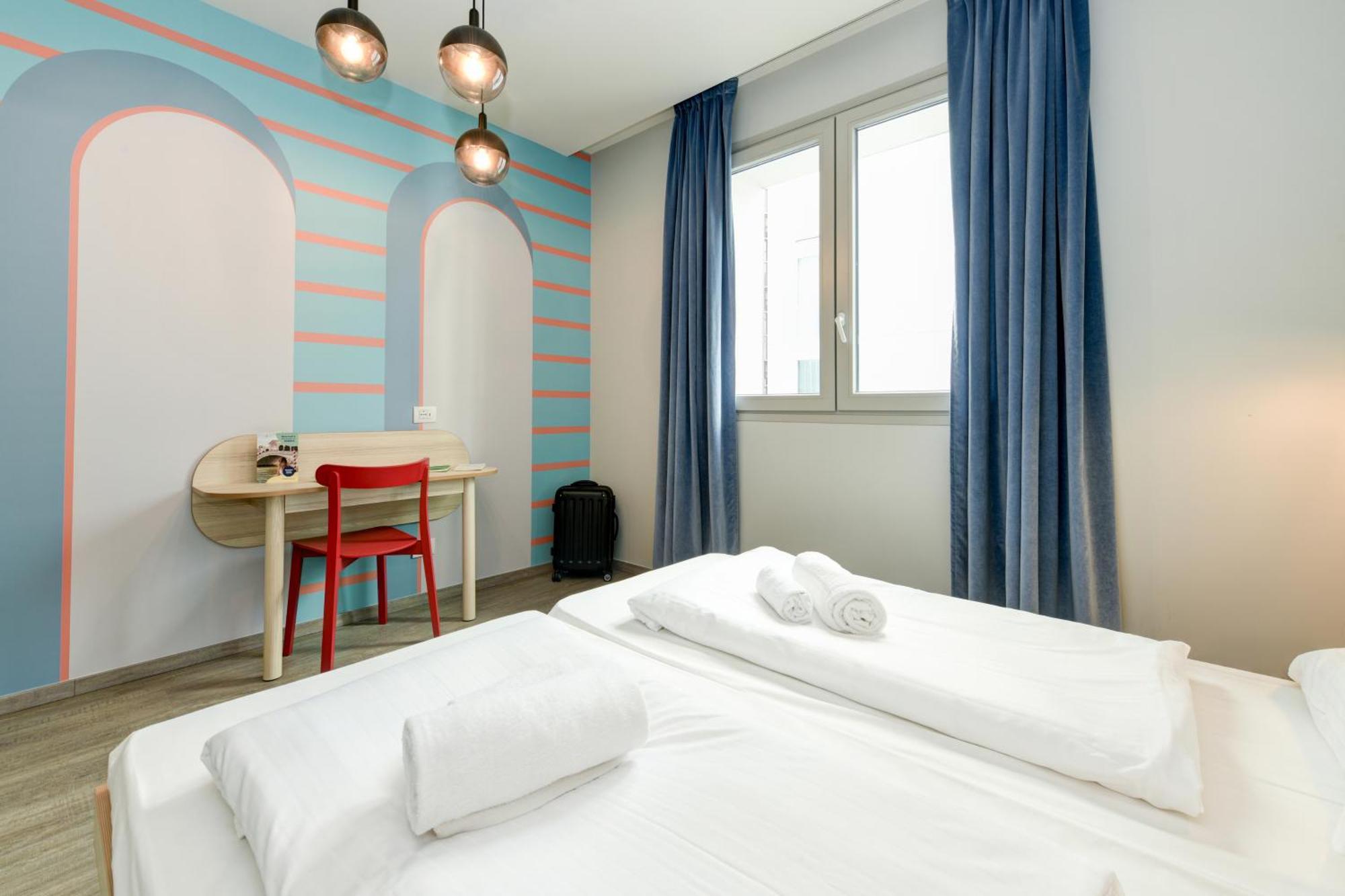 Tweepersoonskamer met 2 Aparte Bedden