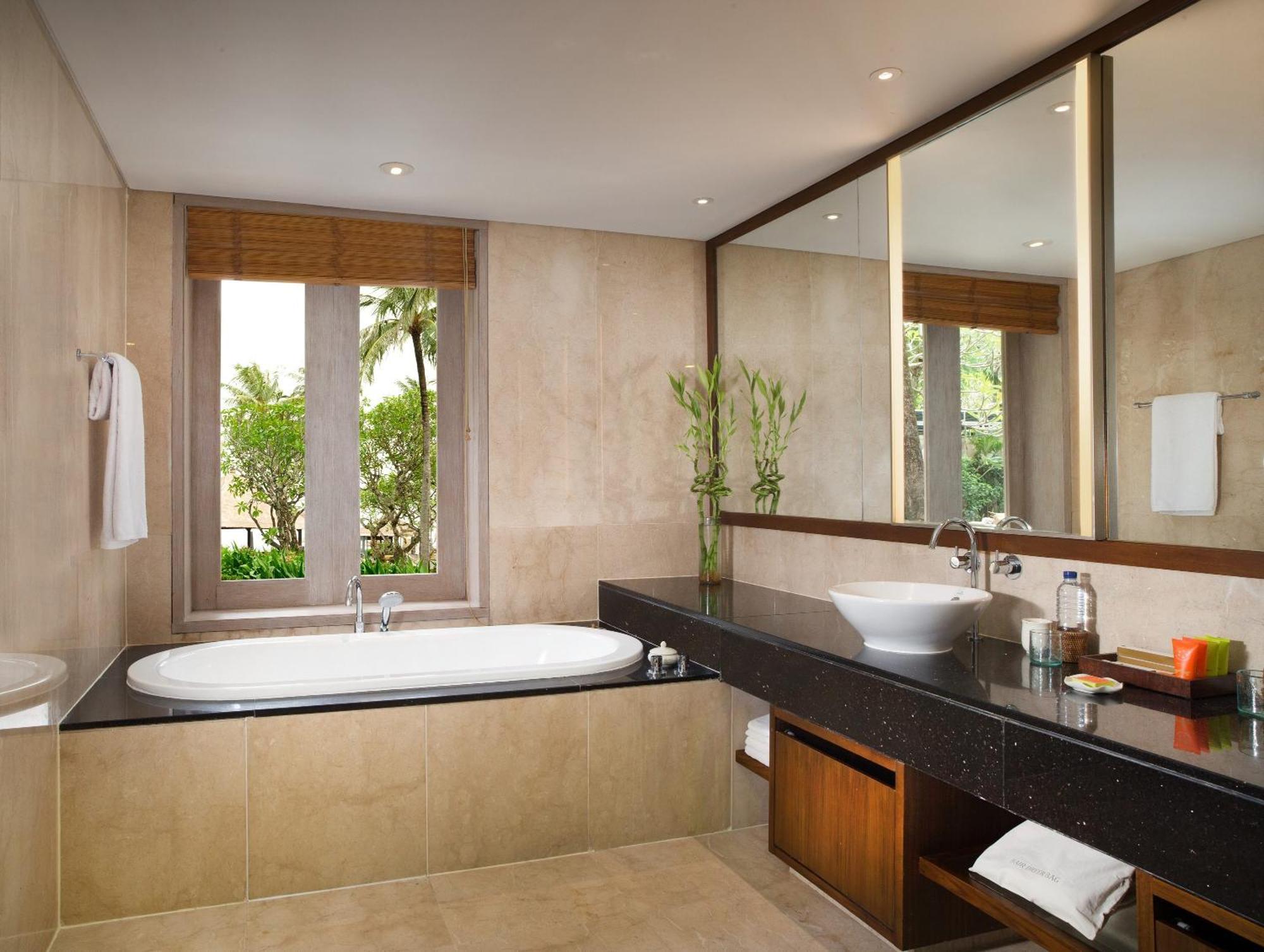 King Suite - Lagoon Access