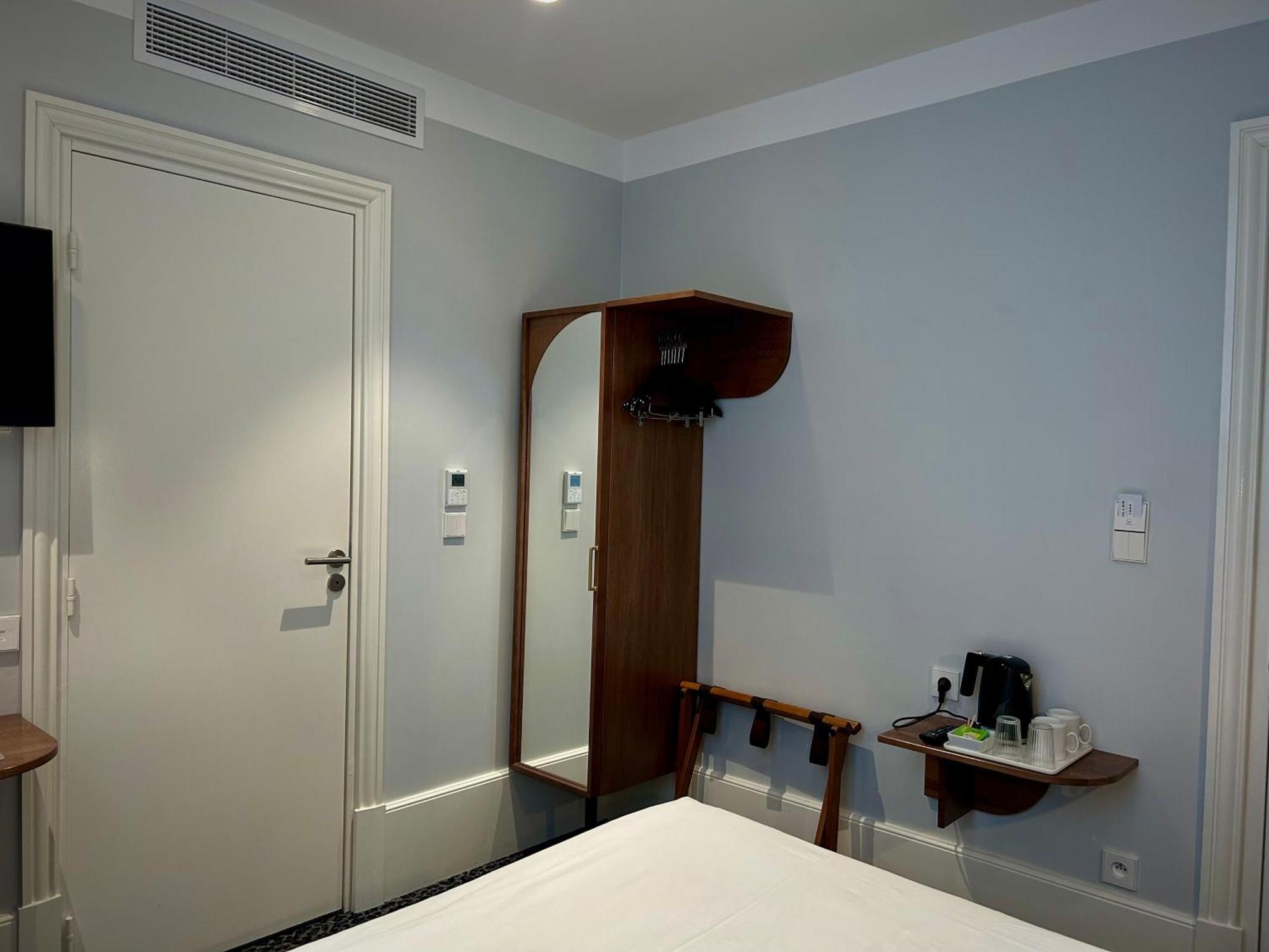 Chambre Simple - Non-Fumeurs