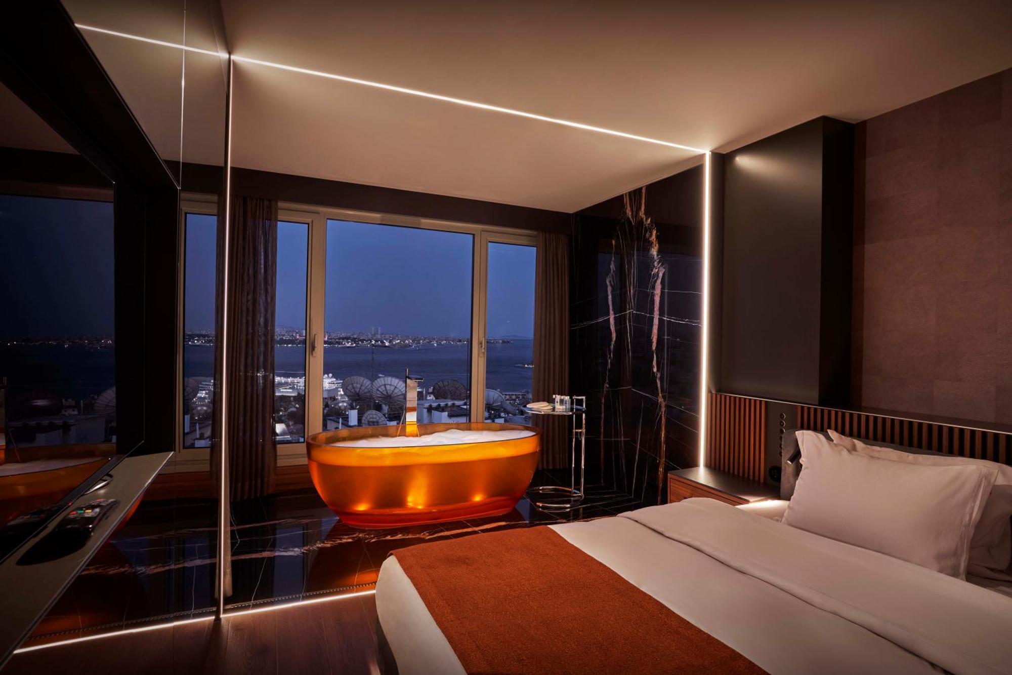 Bosporus Suite