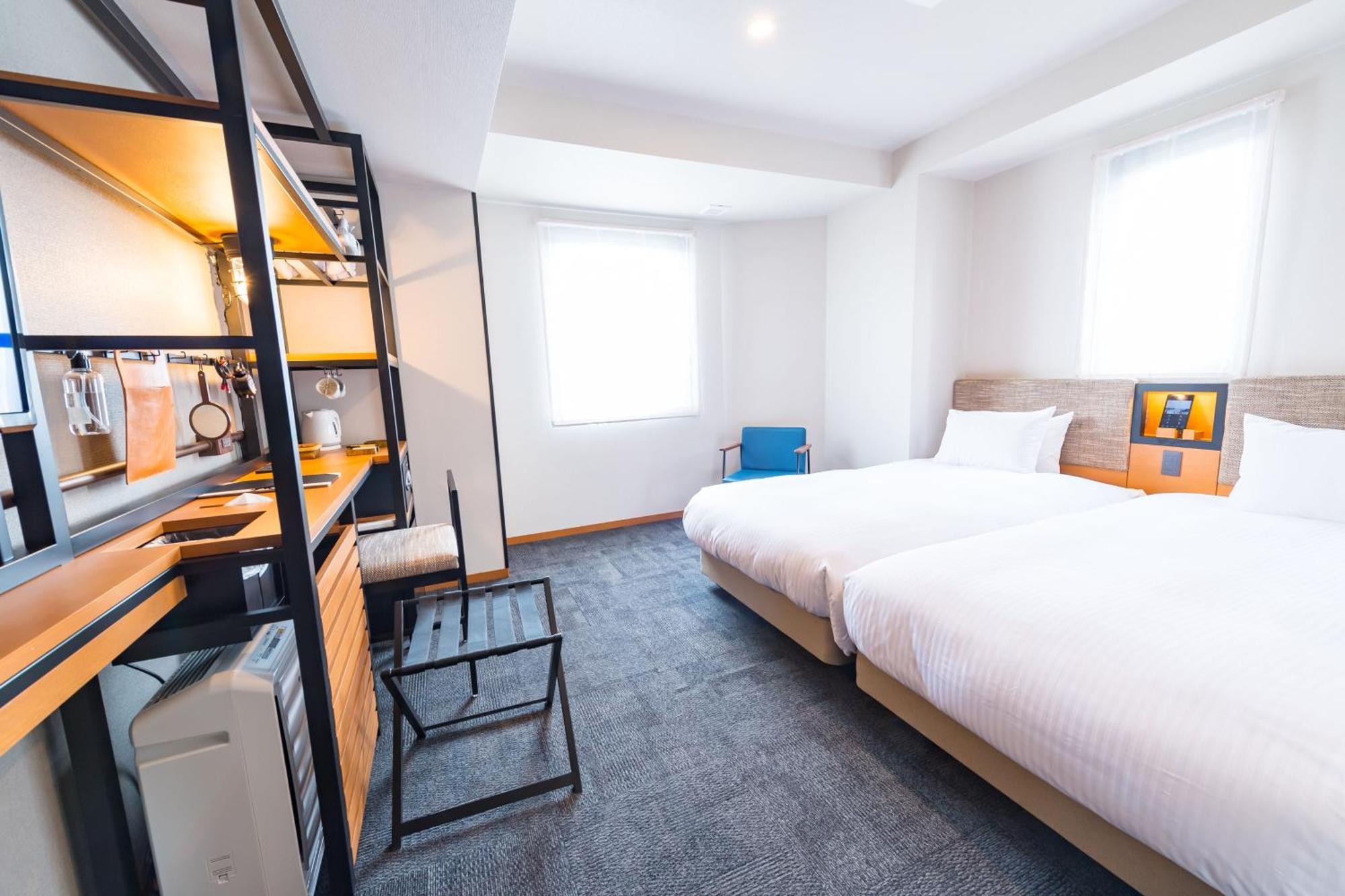 Deluxe Twin Room - Non-Smoking,769870501:JPEG