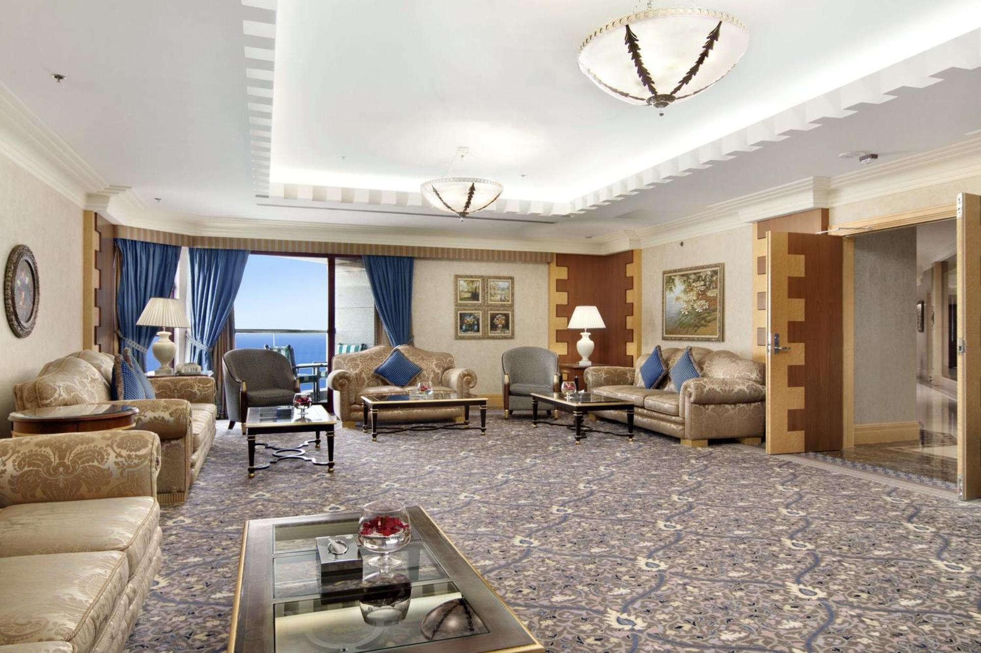 King Royal Executive Suite - Lounge Access,1550138566:JPEG