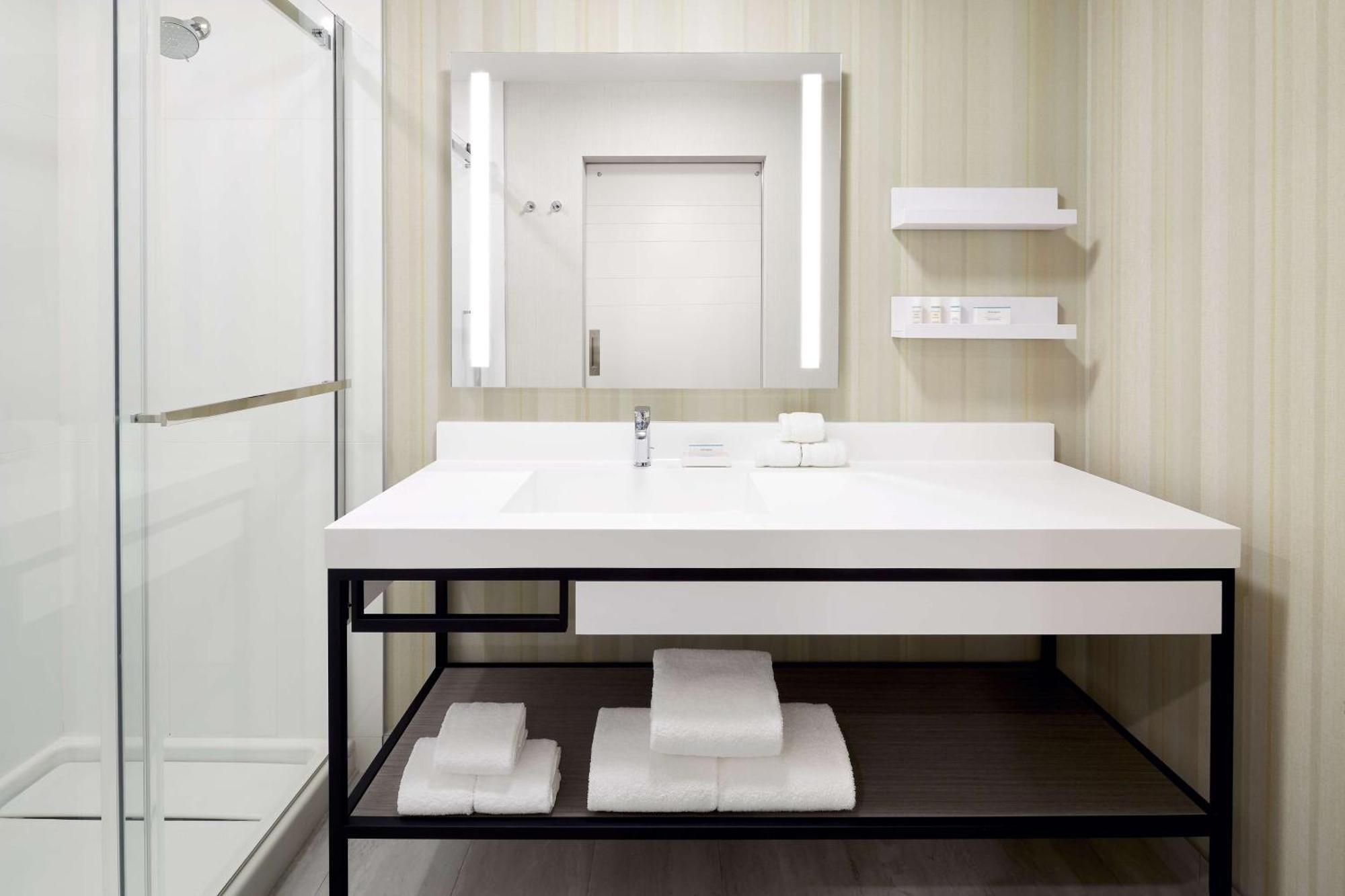 Chambre avec 2 Grands Lits Queen-Size