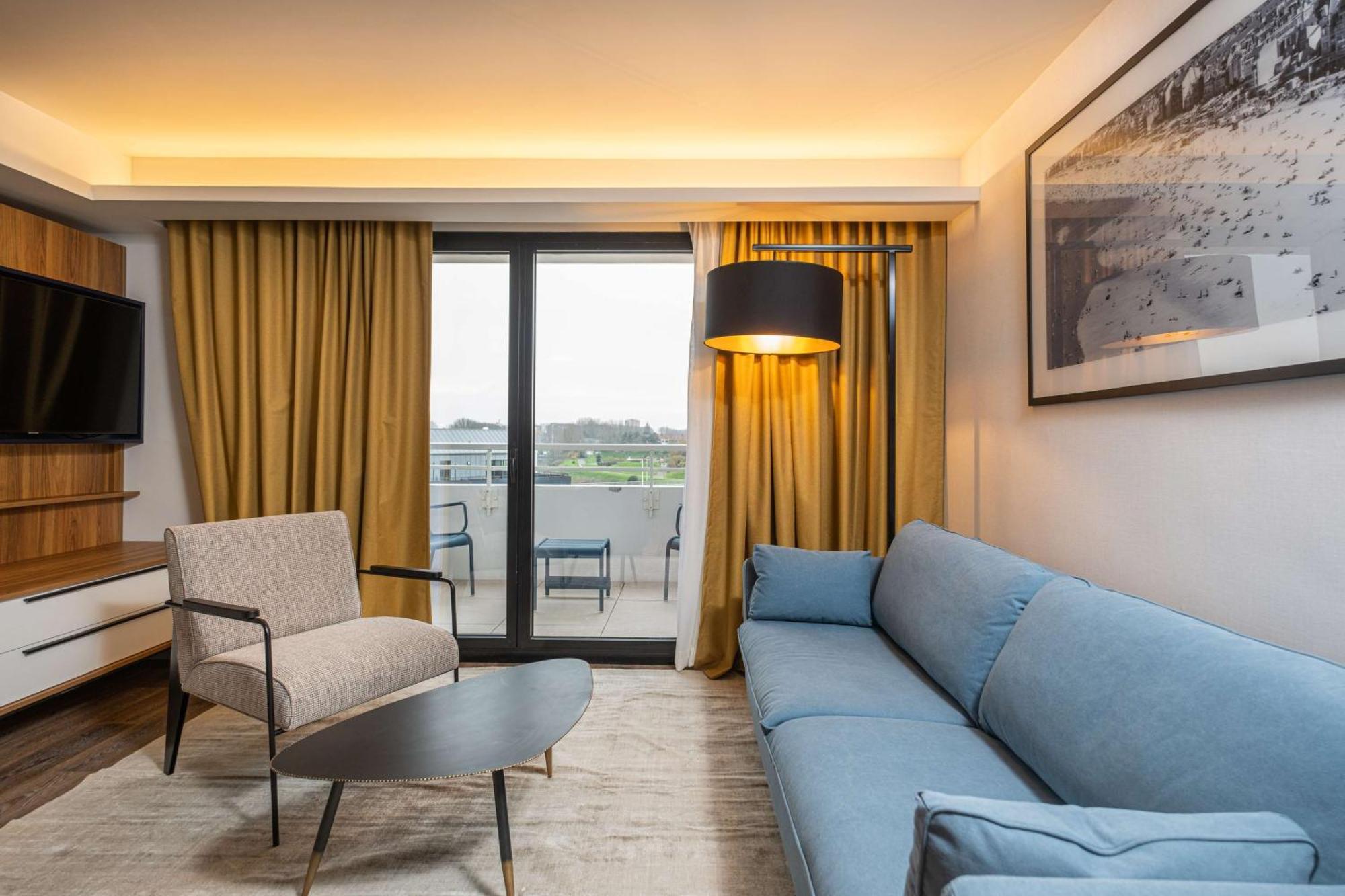 Suite met Balkon en Uitzicht op de Stad